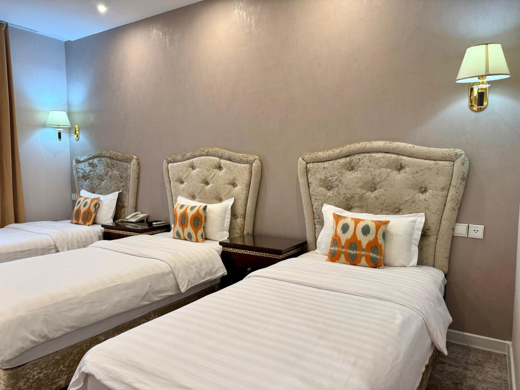 Emirhan Hotel ซามาร์คันด์ ภายนอก รูปภาพ