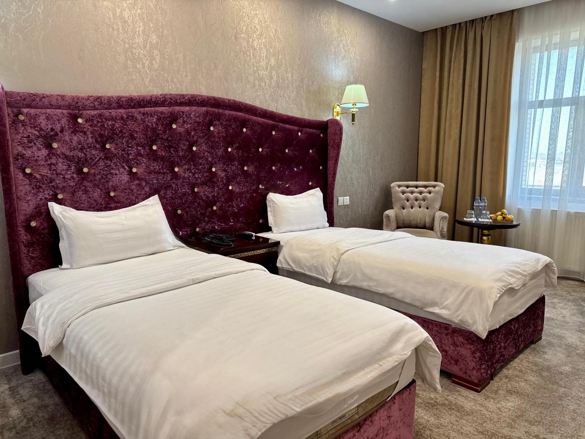 Emirhan Hotel ซามาร์คันด์ ภายนอก รูปภาพ