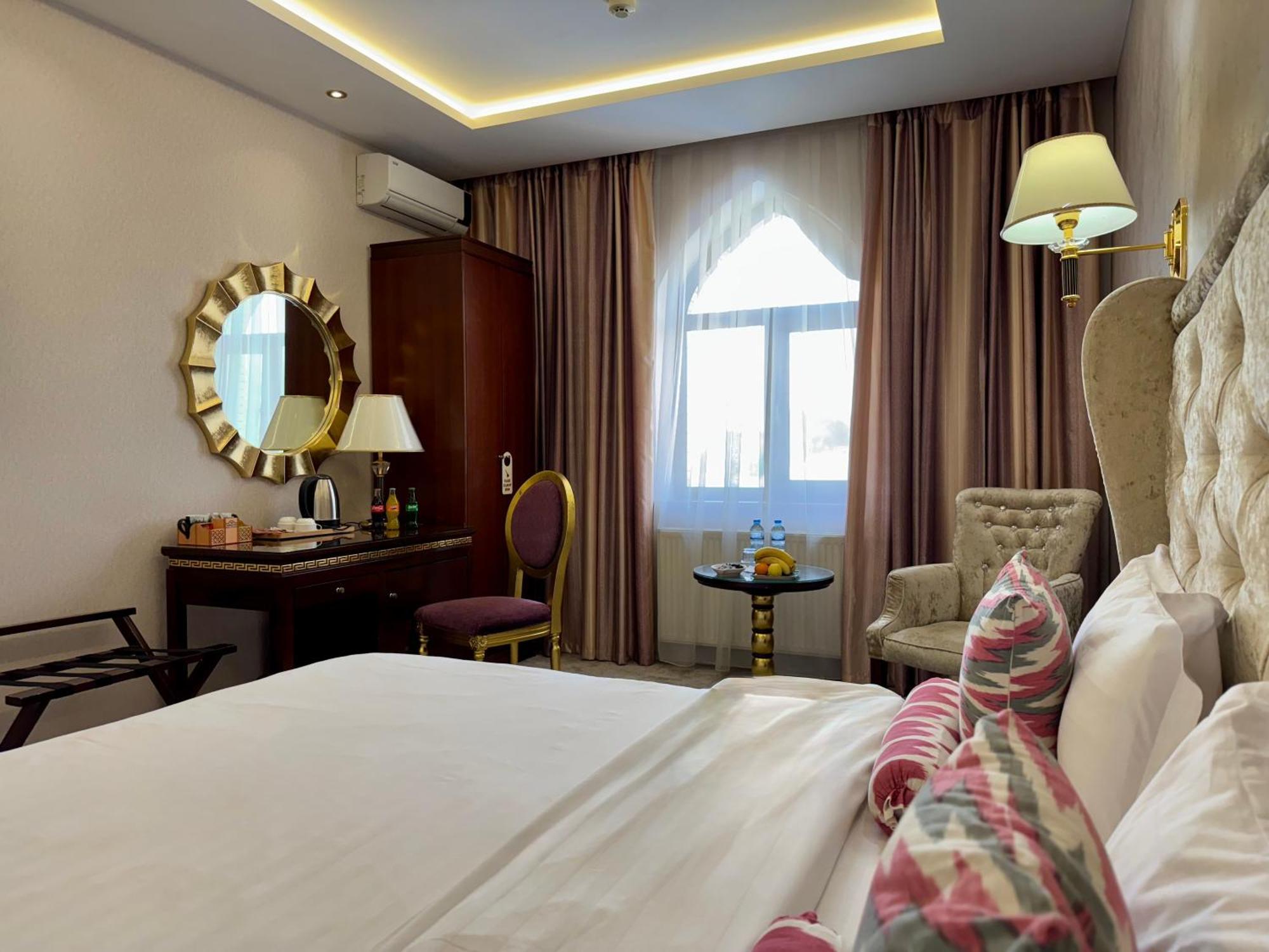 Emirhan Hotel ซามาร์คันด์ ภายนอก รูปภาพ