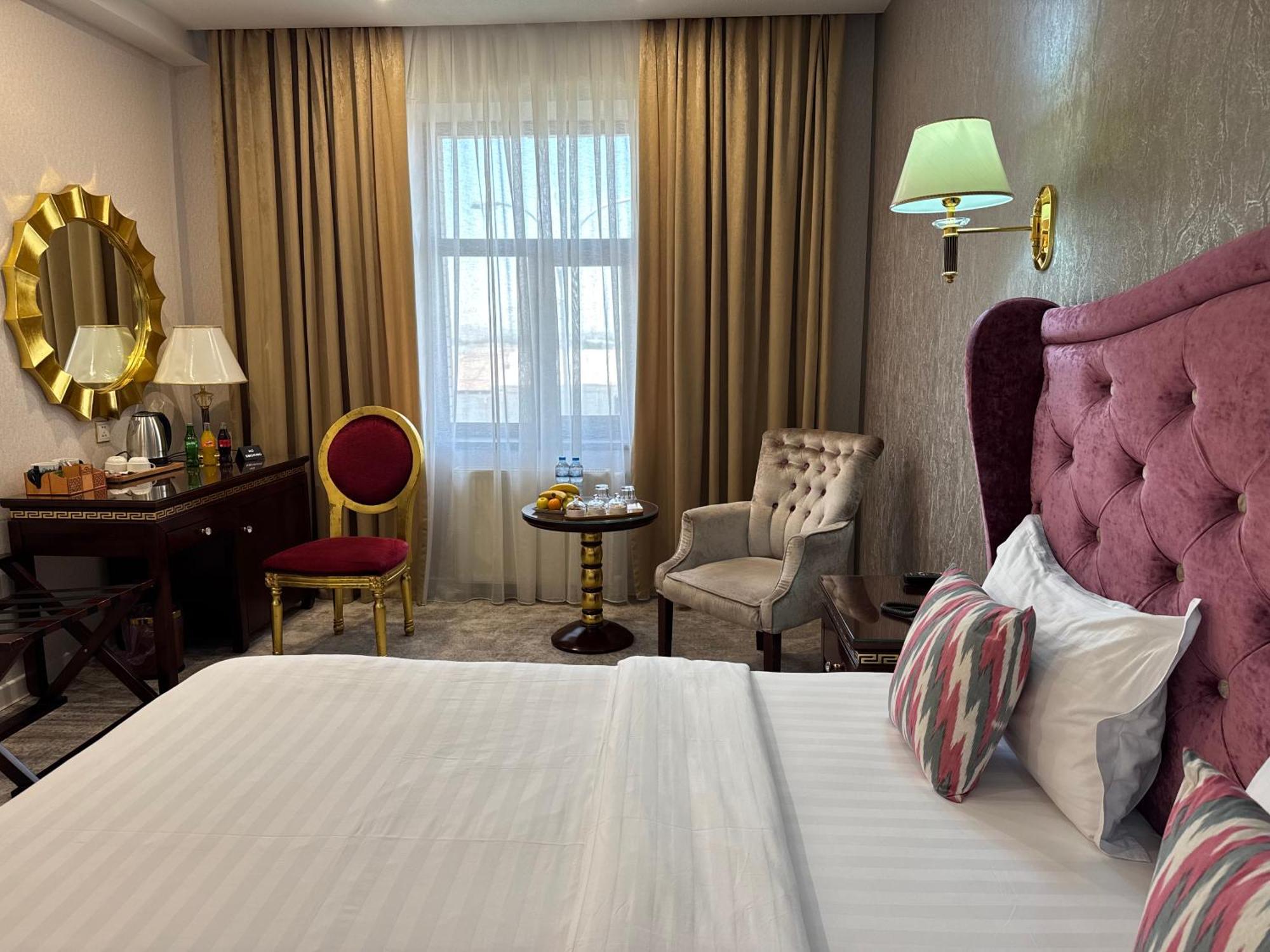 Emirhan Hotel ซามาร์คันด์ ภายนอก รูปภาพ