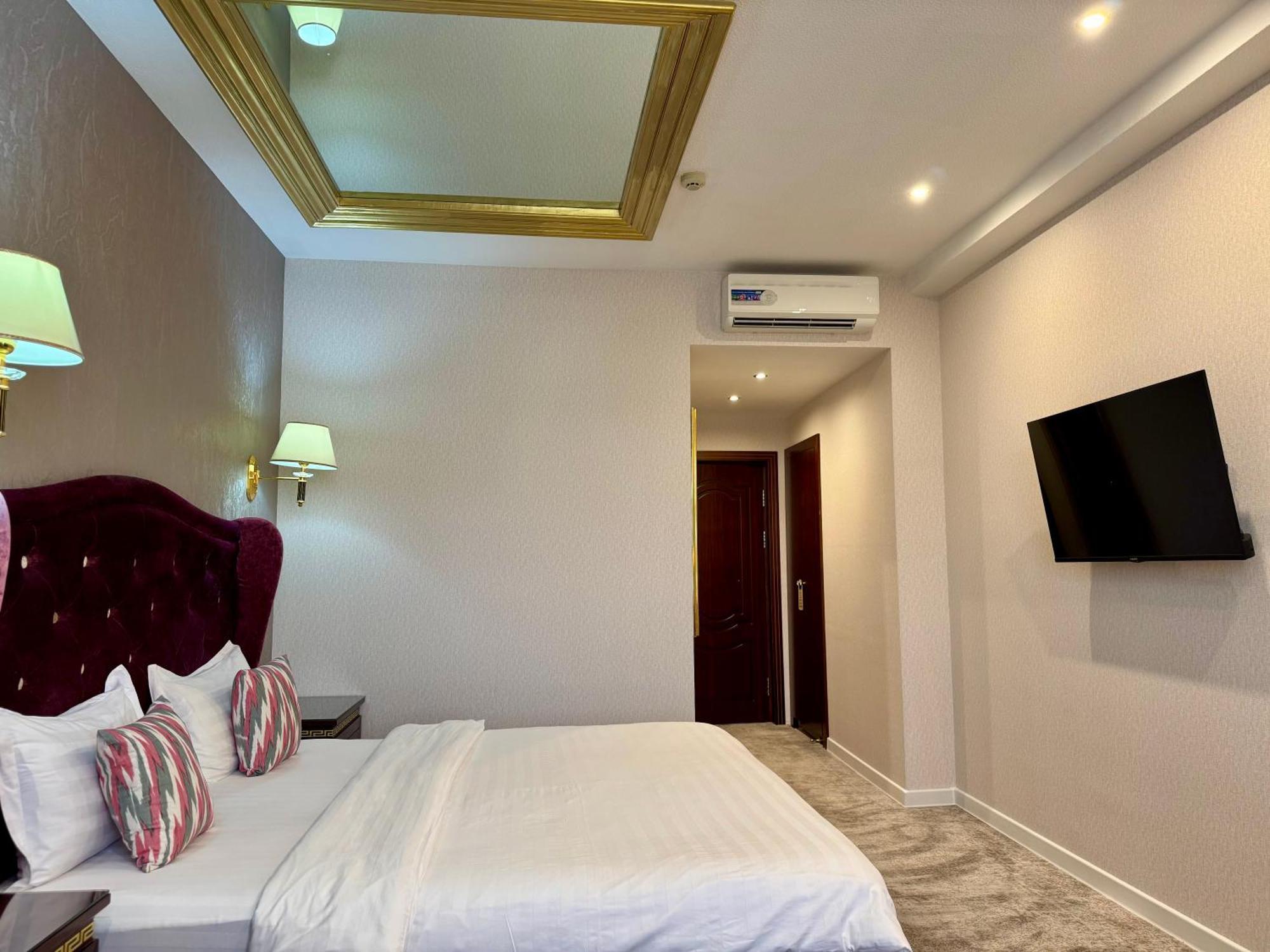 Emirhan Hotel ซามาร์คันด์ ภายนอก รูปภาพ
